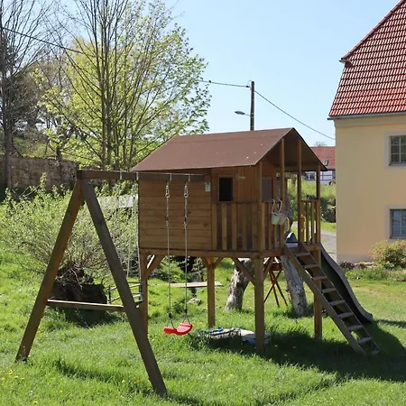 Adlerhof Apartman Bahretal