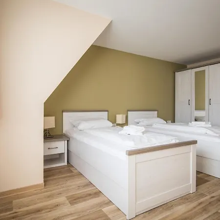 Adlerhof Apartamento *